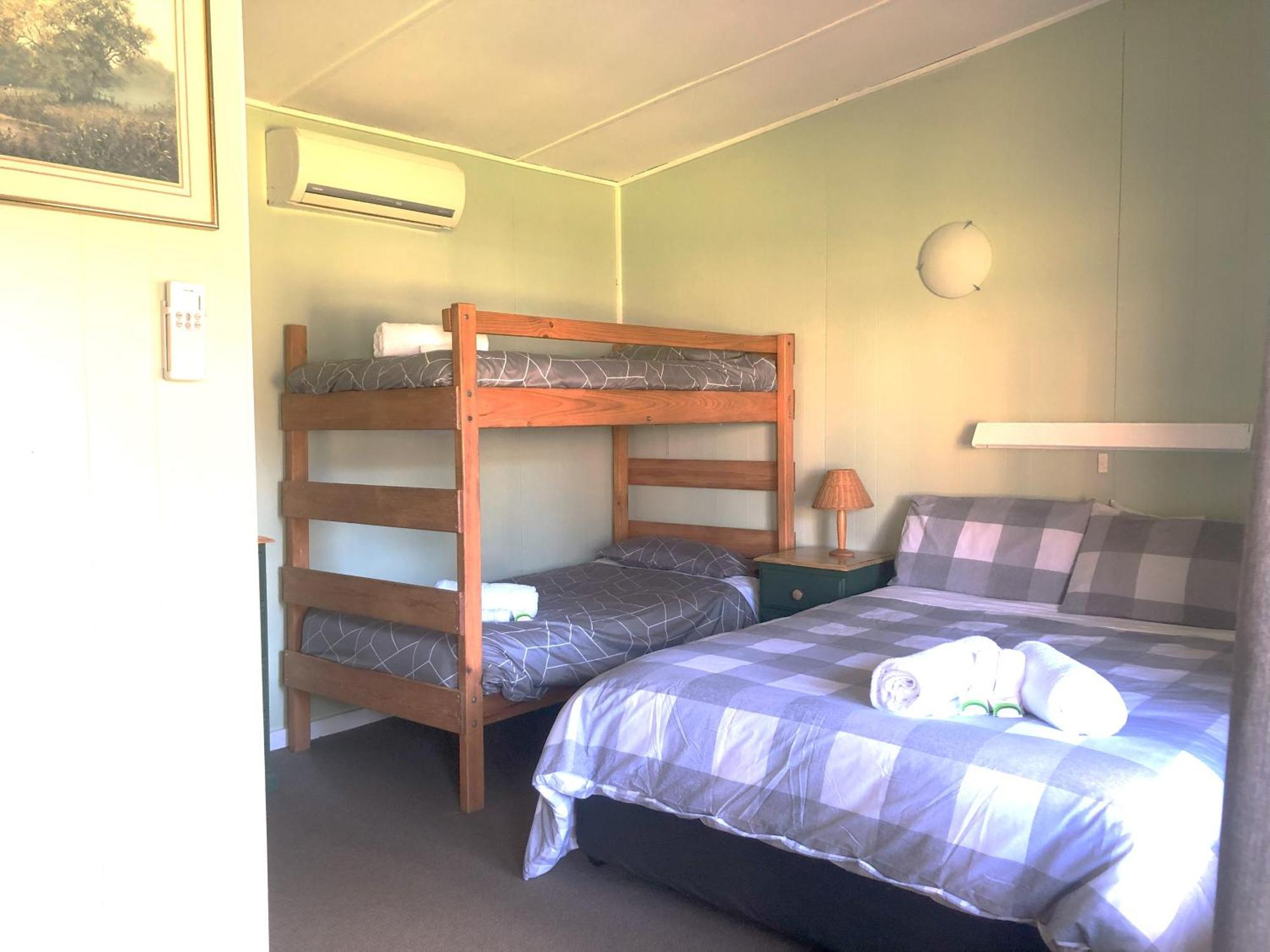 Yarrabin Retreat * O'Connell